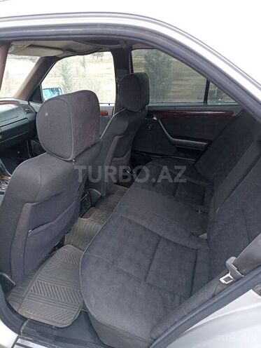 Mercedes C 200 1996, 267,000 km - 2.0 л - Quba