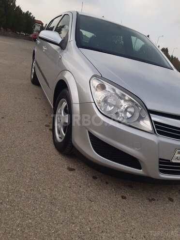 Opel Astra 2007, 173,000 km - 1.3 l - Bakı