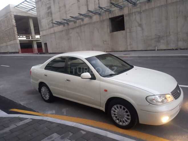 Nissan Sunny 2008, 196,400 km - 1.6 л - Bakı