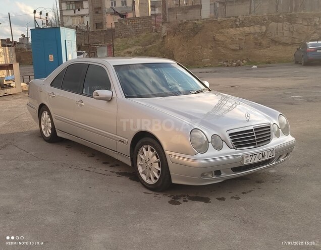 Mercedes E 270 2001, 355,000 km - 2.7 l - Bakı