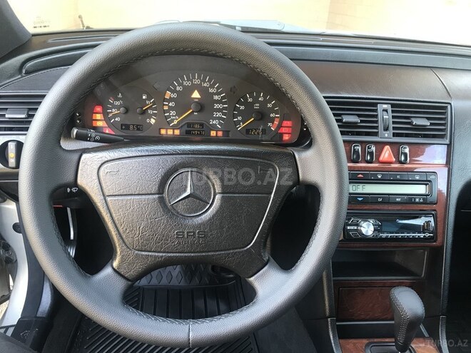 Mercedes C 200 1998, 155,000 km - 2.0 л - Bakı