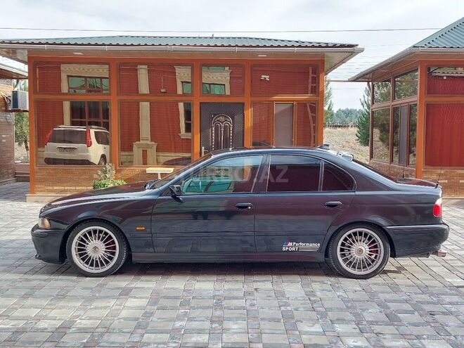 BMW 528 1997, 116,000 km - 2.8 l - Şirvan