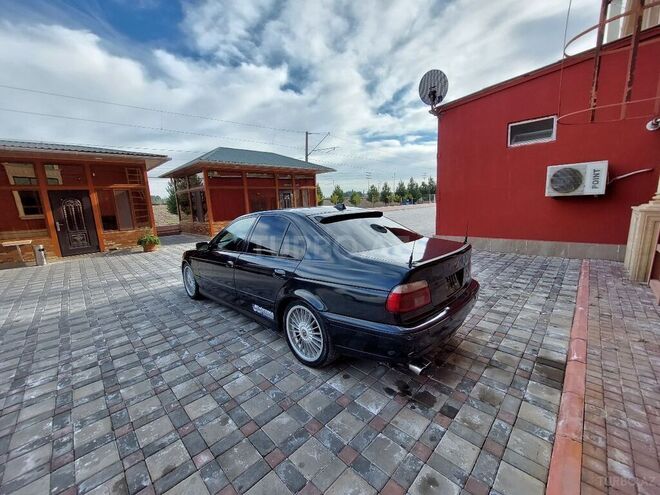 BMW 528 1997, 116,000 km - 2.8 l - Şirvan