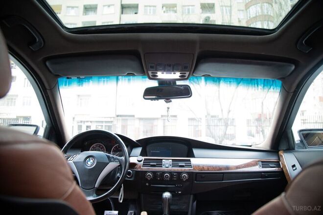 BMW 530 2006, 285,000 km - 3.0 l - Bakı