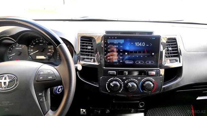 Toyota Hilux 2012, 230,800 km - 2.7 л - Bakı