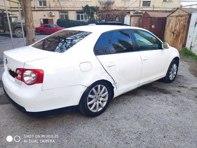 Volkswagen Jetta 2010, 344,000 km - 1.6 l - Bakı