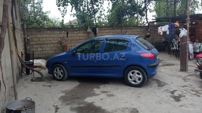 Peugeot 206 2001, 450,000 km - 1.6 l - Xaçmaz