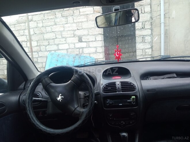 Peugeot 206 2001, 450,000 km - 1.6 l - Xaçmaz