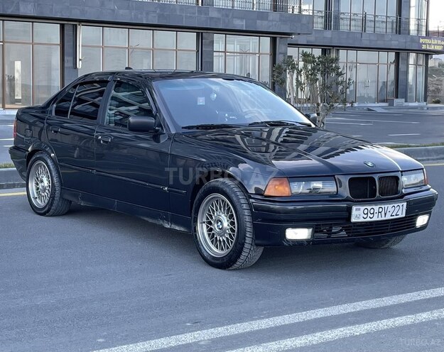 BMW 316 1993, 198,509 km - 1.6 l - Sumqayıt
