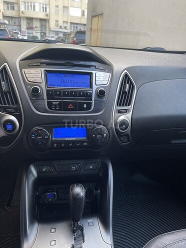 Hyundai ix35 2013, 123,579 km - 2.0 л - Bakı