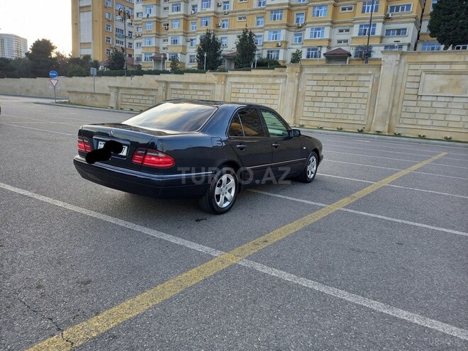 Mercedes E 230 1997, 276,000 km - 2.3 l - Bakı