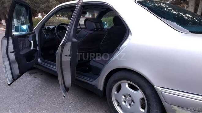 Mercedes E 200 1997, 235,689 km - 2.0 l - Sumqayıt