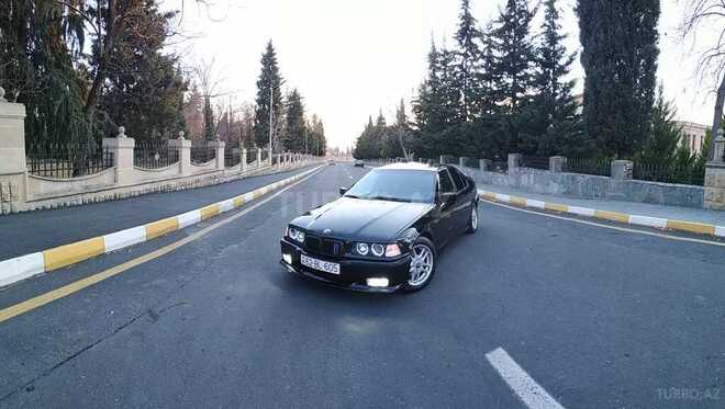BMW 318 1992, 150,000 km - 1.8 л - Zaqatala