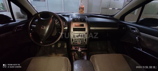 Peugeot 407 2005, 300,000 km - 2.0 л - Sumqayıt