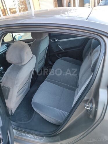 Peugeot 407 2005, 300,000 km - 2.0 л - Sumqayıt