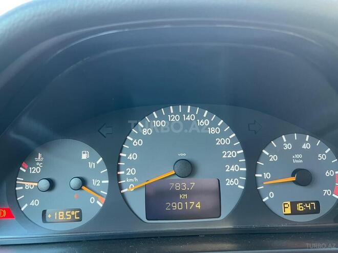 Mercedes E 240 2002, 290,174 km - 2.6 l - Gəncə