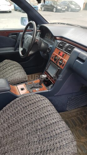 Mercedes E 200 1996, 413,000 km - 2.0 l - Bakı