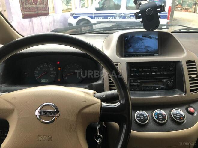 Nissan Serena 2002, 267,000 km - 2.0 l - Bakı