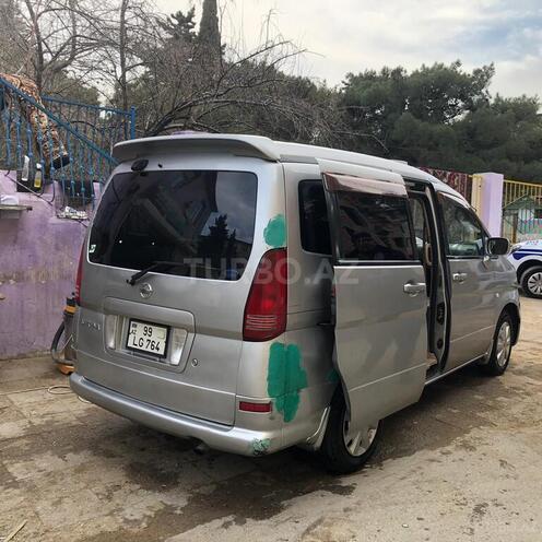Nissan Serena 2002, 267,000 km - 2.0 l - Bakı