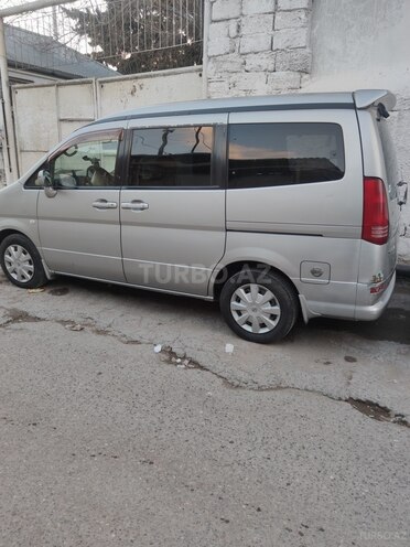 Nissan Serena 2002, 267,000 km - 2.0 l - Bakı