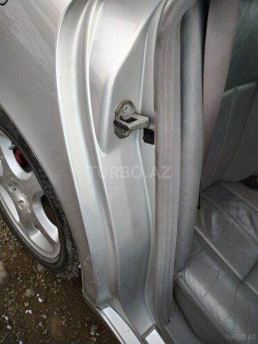 Mercedes E 240 1999, 209,250 km - 2.4 l - Şəmkir