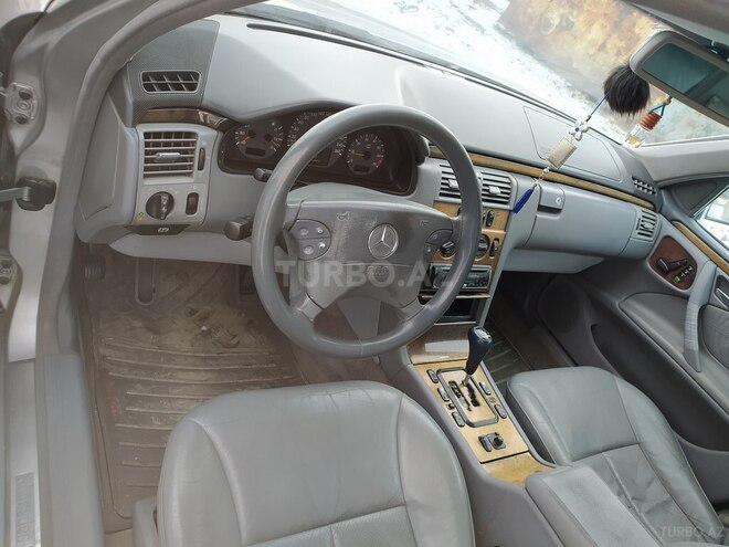 Mercedes E 240 1999, 209,250 km - 2.4 l - Şəmkir