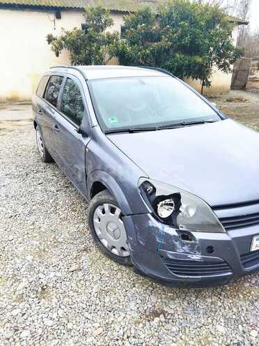 Opel Astra 2005, 200,000 km - 1.4 l - Bərdə