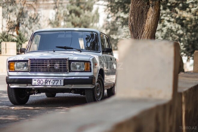LADA (VAZ) 2107 2003, 88,000 km - 1.6 l - Bakı