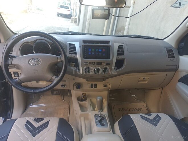 Toyota Fortuner 2005, 323,000 km - 4.0 l - Bakı