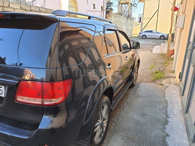 Toyota Fortuner 2005, 323,000 km - 4.0 l - Bakı