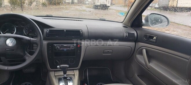 Volkswagen Passat 2004, 265,000 km - 1.8 l - Sumqayıt
