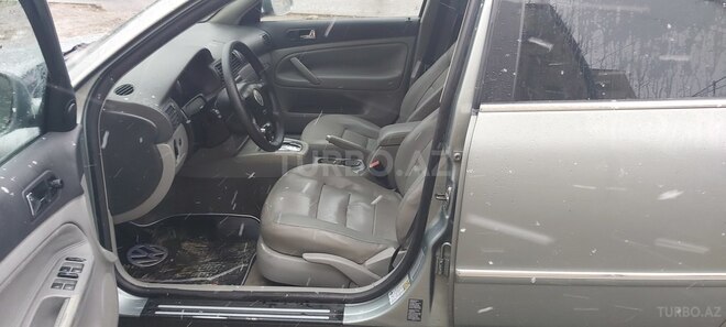 Volkswagen Passat 2004, 265,000 km - 1.8 l - Sumqayıt