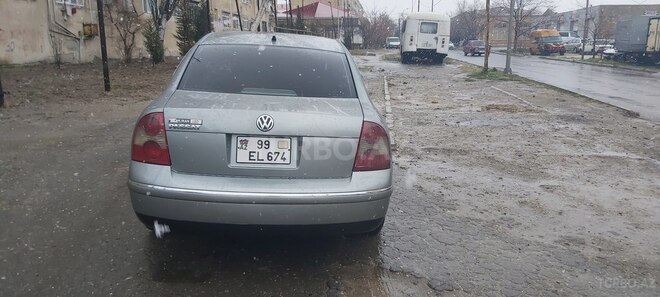 Volkswagen Passat 2004, 265,000 km - 1.8 l - Sumqayıt