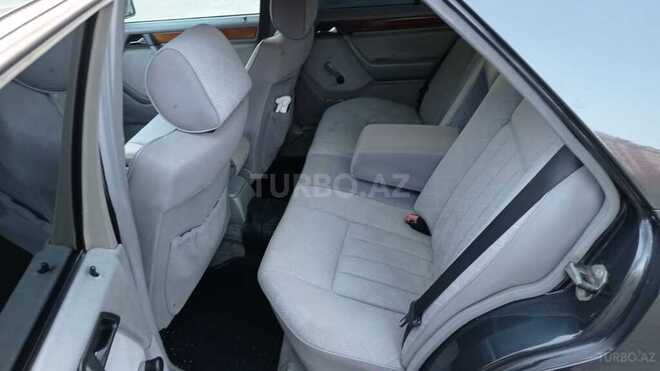 Mercedes E 220 1994, 350,600 km - 2.2 l - Sumqayıt