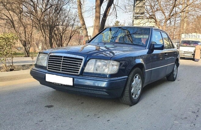 Mercedes E 250 1994, 280,000 km - 2.5 l - Bakı