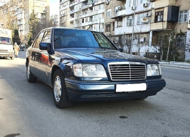 Mercedes E 250 1994, 280,000 km - 2.5 l - Bakı