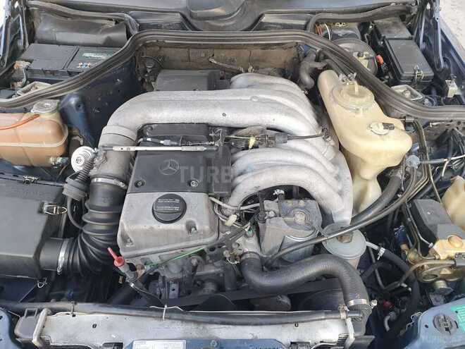 Mercedes E 250 1994, 280,000 km - 2.5 l - Bakı