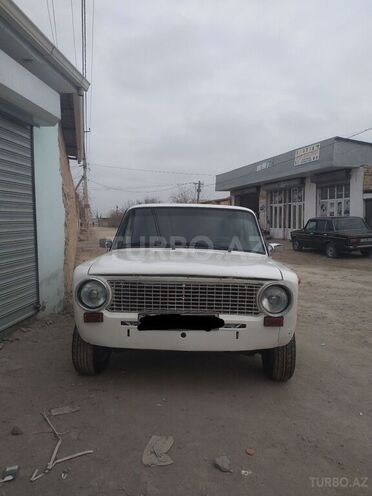 LADA (VAZ) 21011 1982, 120,000 km - 1.5 l - Gəncə