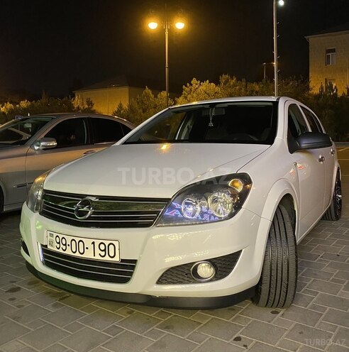 Opel Astra 2009, 240,000 km - 1.4 л - Bakı