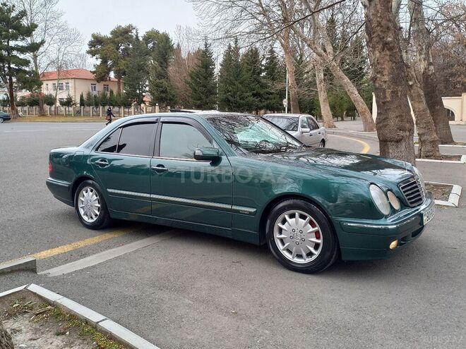Mercedes E 280 2000, 368,000 km - 2.8 l - Mingəçevir