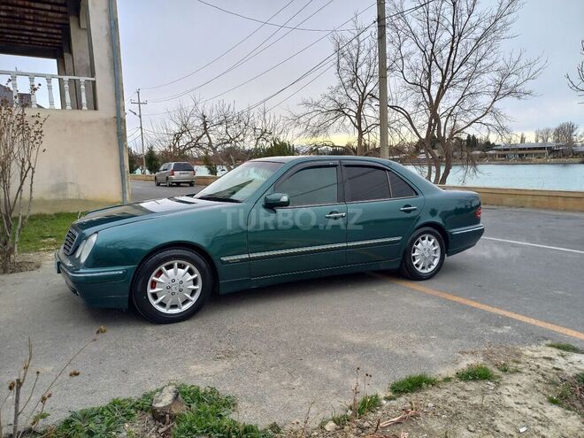 Mercedes E 280 2000, 368,000 km - 2.8 l - Mingəçevir