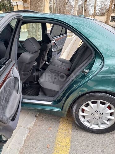 Mercedes E 280 2000, 368,000 km - 2.8 l - Mingəçevir