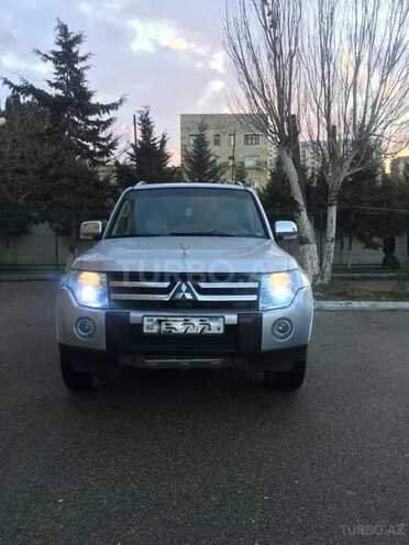 Mitsubishi Pajero 2007, 195,000 km - 3.0 l - Bakı
