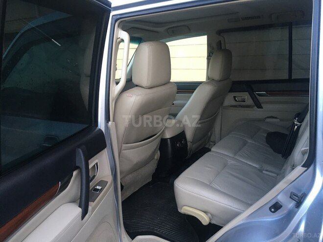 Mitsubishi Pajero 2007, 195,000 km - 3.0 l - Bakı