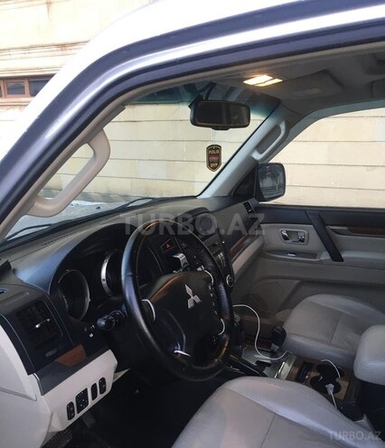 Mitsubishi Pajero 2007, 195,000 km - 3.0 l - Bakı