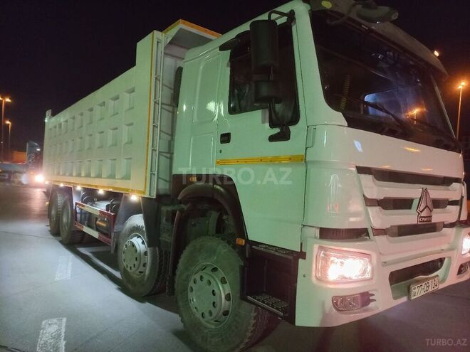 HOWO Sinotruk 2012, 370,000 km - 9.5 l - Bakı