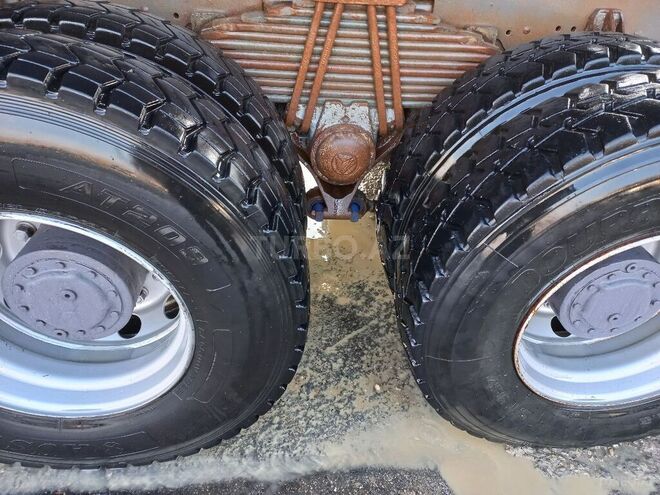 HOWO Sinotruk 2012, 370,000 km - 9.5 l - Bakı