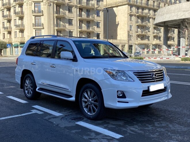 Lexus LX 570 2011, 135,000 km - 5.7 l - Bakı