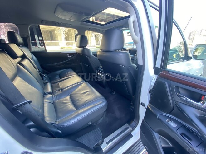 Lexus LX 570 2011, 135,000 km - 5.7 l - Bakı