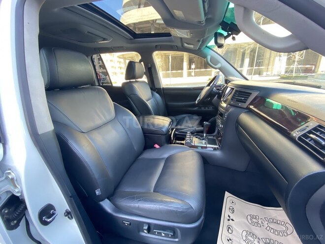 Lexus LX 570 2011, 135,000 km - 5.7 l - Bakı